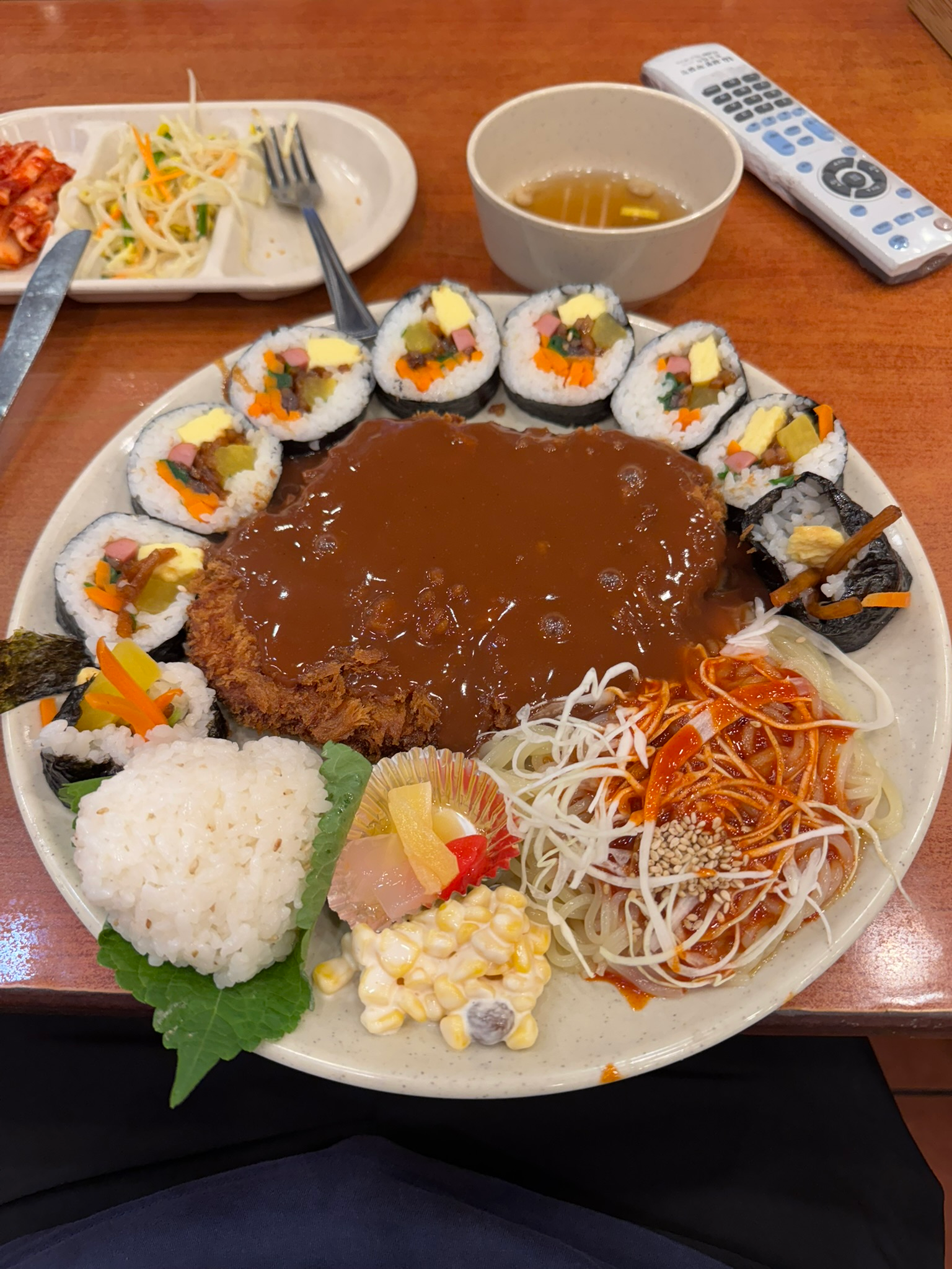 Kimbap Cheonguk, Korean Diner